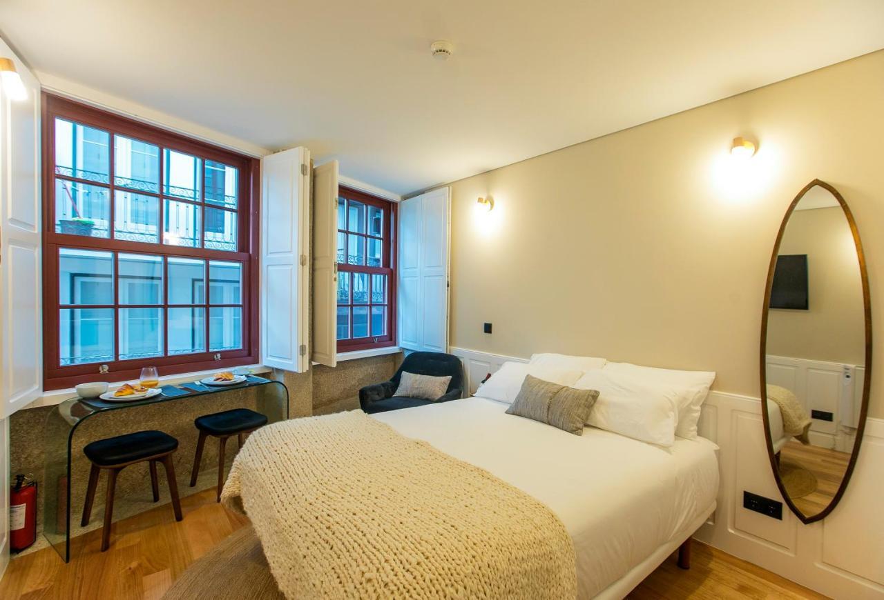 Charming Studio In Historic Downtown Порту Екстер'єр фото