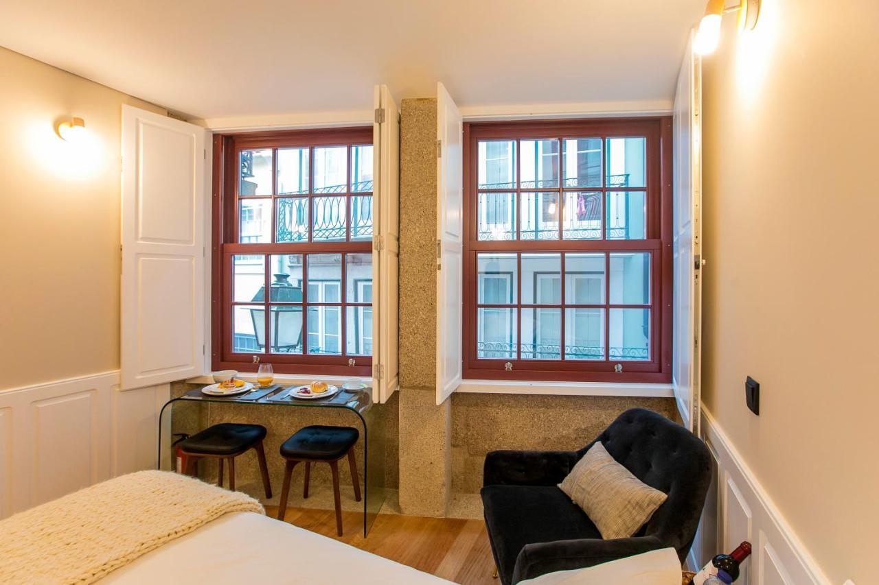 Charming Studio In Historic Downtown Порту Екстер'єр фото